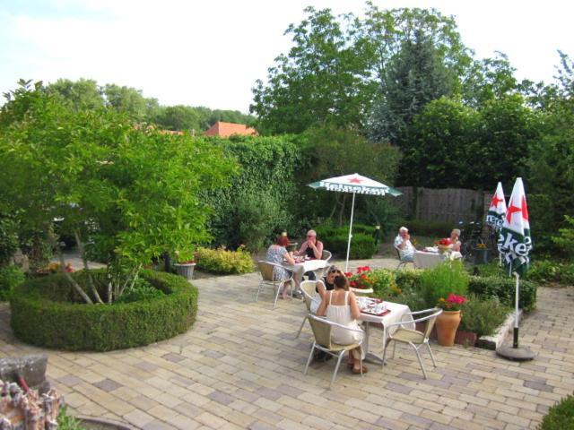 Le Provencal L'Écluse