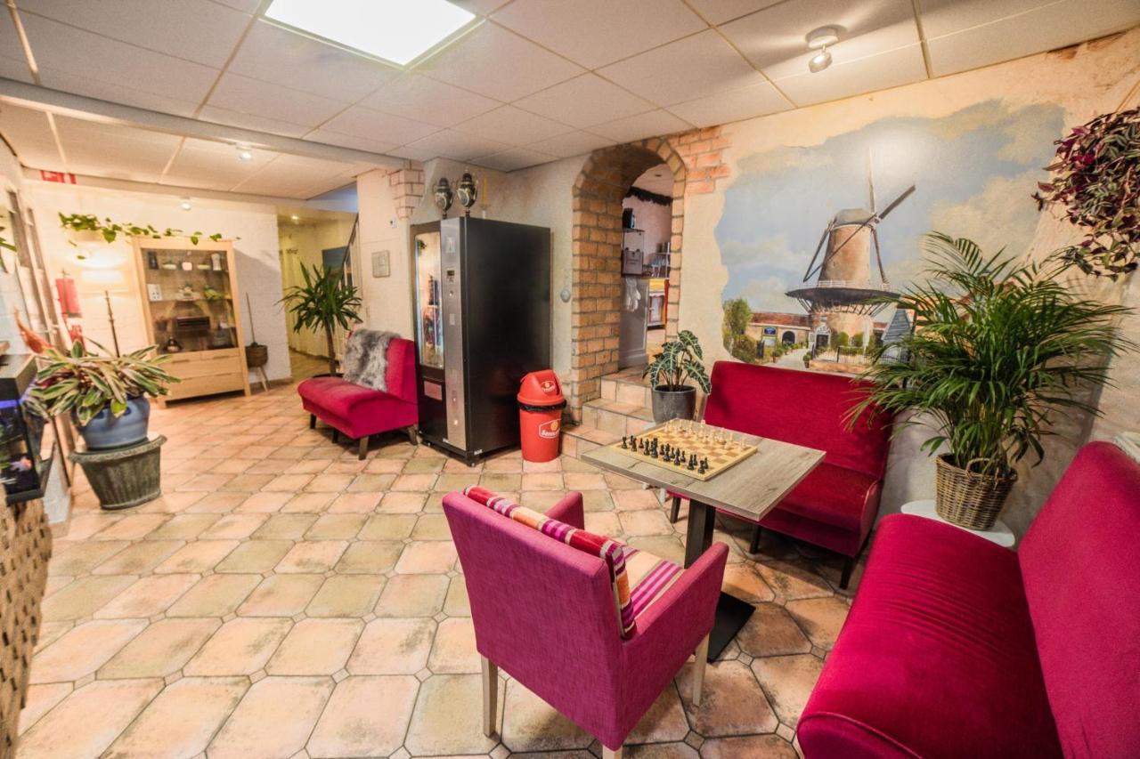 Le Provencal Hotel 2*