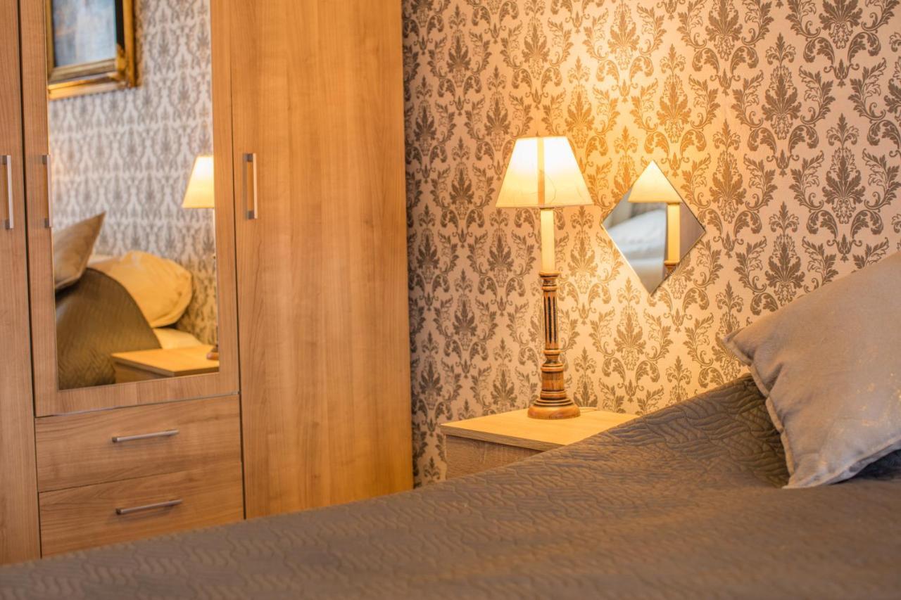 Hotel Le Provencal L'Écluse